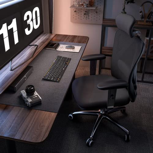 Black Ergonomic Office Chair with Adjustable Headrest and Lumbar Support G91568