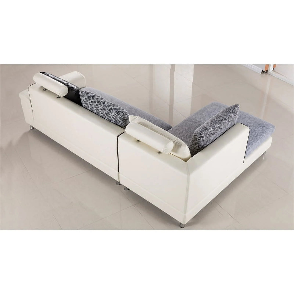 Gray Fabric Sectional with Left Facing Chaise A74937