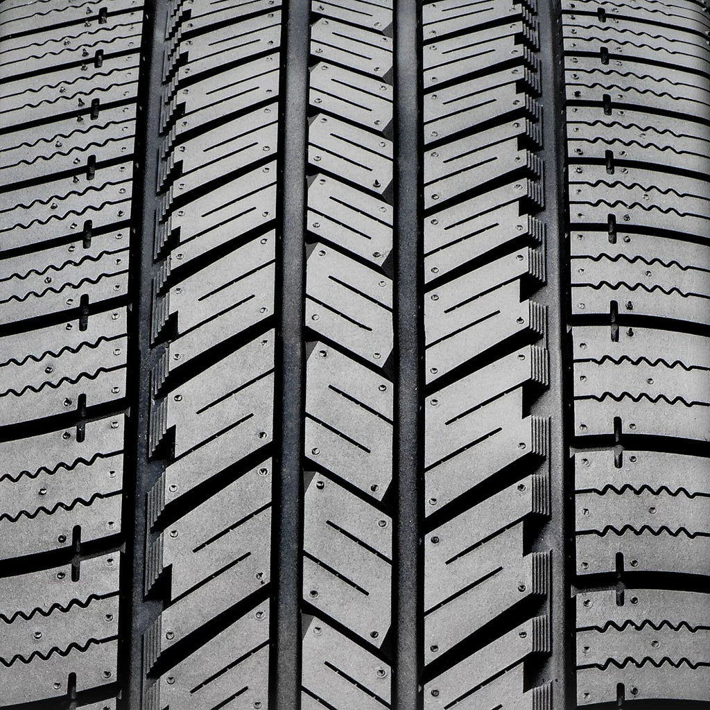 All Season 245/70R17 110T Light Truck Tire M6806