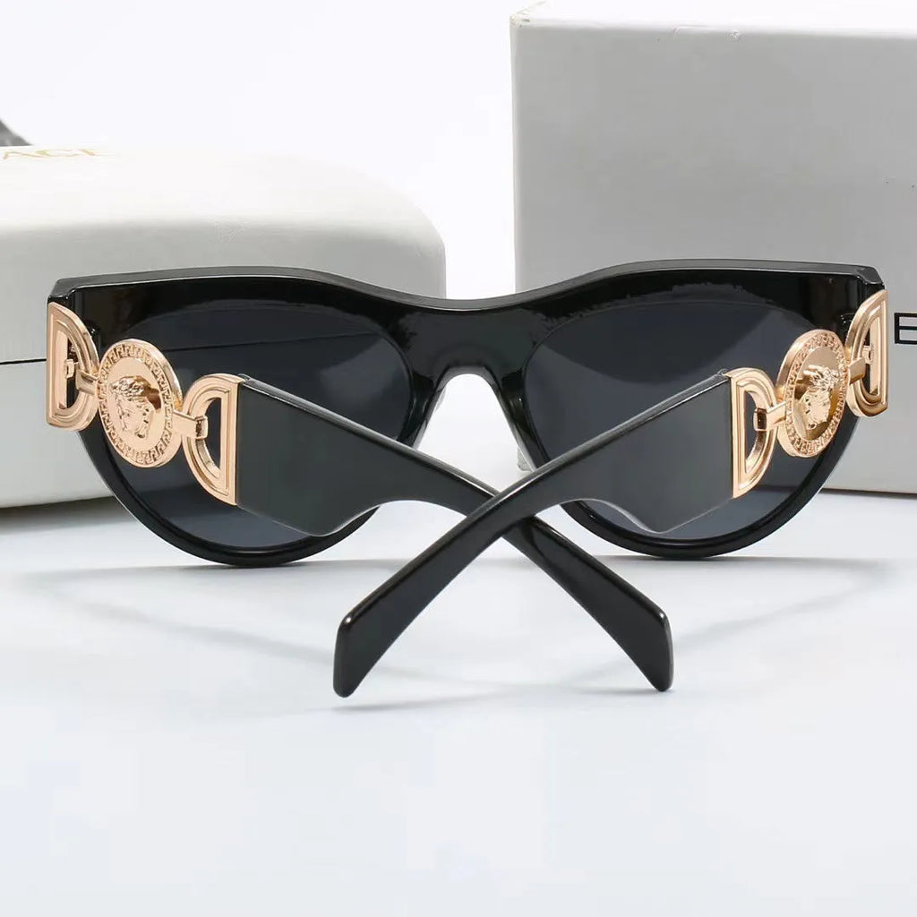 VE Letter Sunglasses U908818