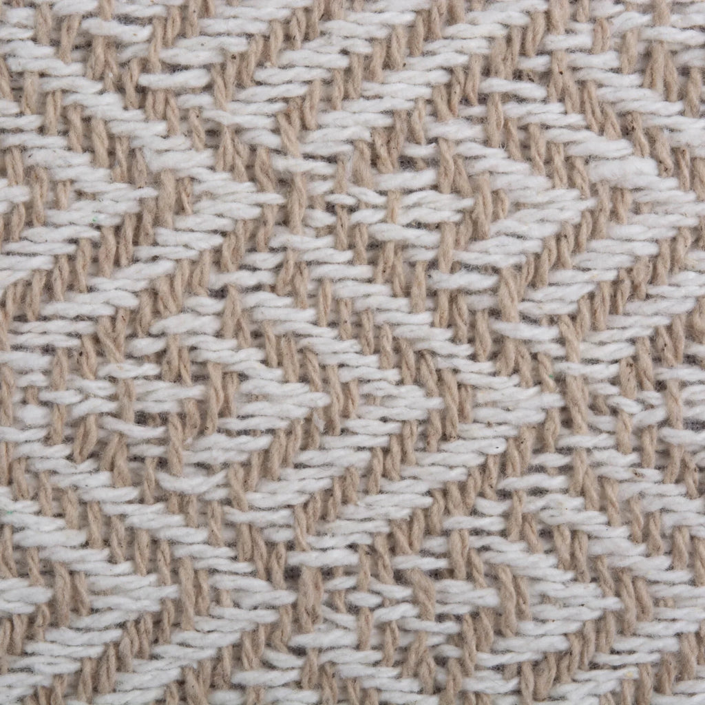 Cotton Table Runner V259