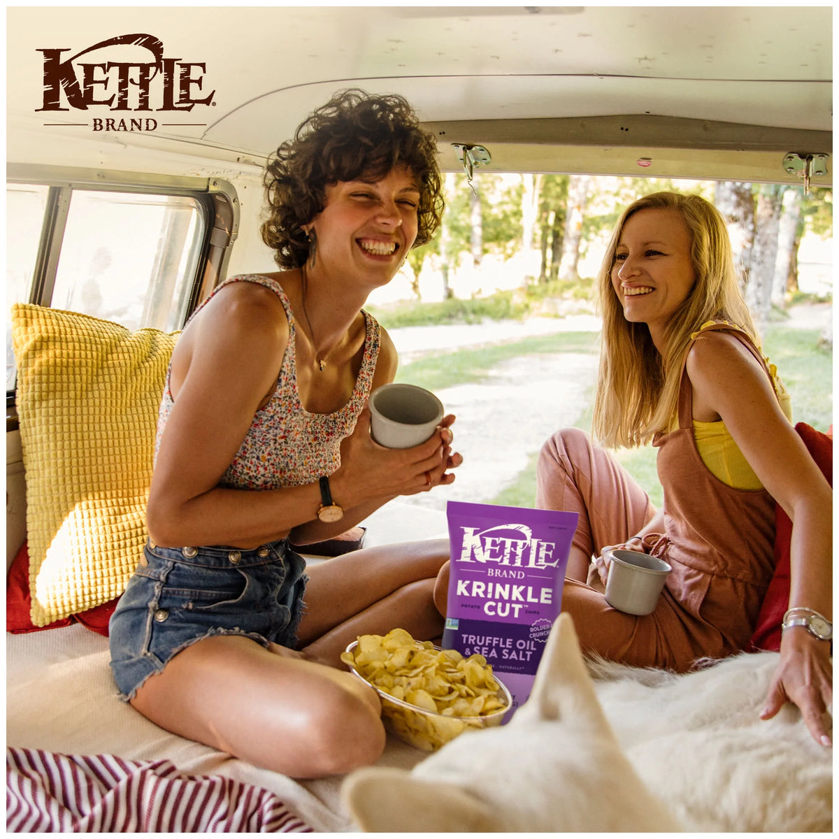Krinkle Cut Truffle Oil and Sea Salt Kettle Chips, 8.5 oz A68212