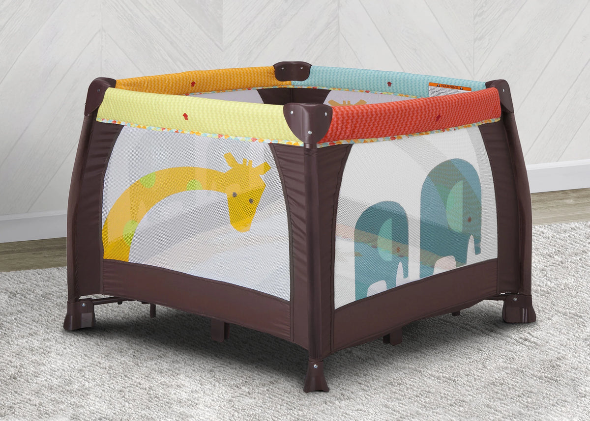 Play Yard O3696