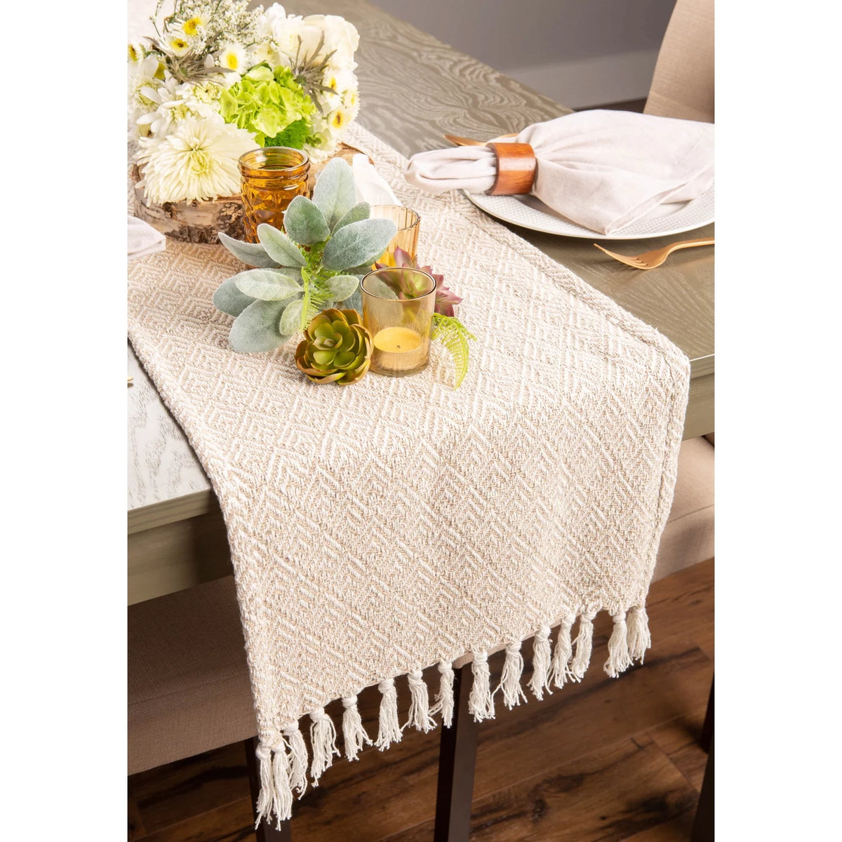 Cotton Table Runner V259