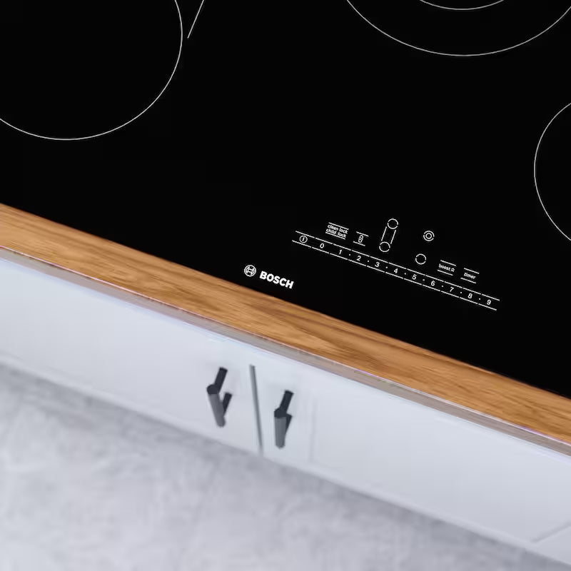 30 in. Electric Cooktop with 4 Elements L2126
